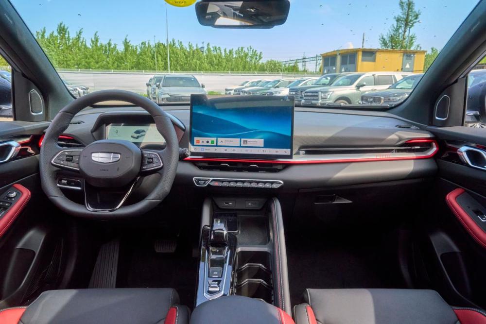 Geely Coolray I Рестайлинг 2 Санкт-Петербург  - изображение 18