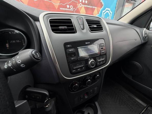 Renault Sandero II Рестайлинг с пробегом 2020 года, цена 1 300 000 рублей, 23600 км, хэтчбек, Автокод Объявления