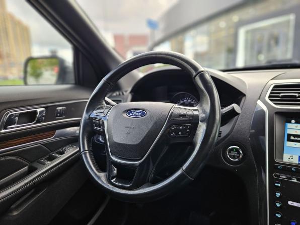 Ford Explorer V Рестайлинг 2 с пробегом 2018 года, цена 2 925 000 рублей, 160000 км, внедорожник, Автокод Объявления