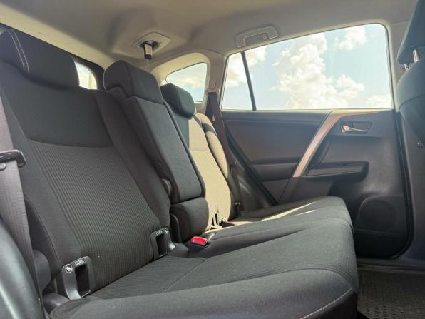 Toyota RAV4 IV (XA40) с пробегом 2015 года, цена 2 350 000 рублей, 114000 км, внедорожник, Автокод Объявления