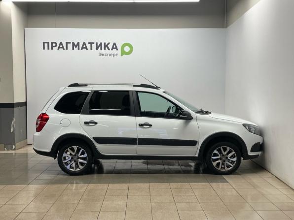 Lada (ВАЗ) Granta I Рестайлинг с пробегом 2022 года, цена 870 000 рублей, 55600 км, универсал, Автокод Объявления