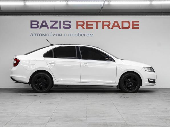 Skoda Rapid I Рестайлинг с пробегом 2018 года, цена 900 000 рублей, 200453 км, лифтбек, Автокод Объявления