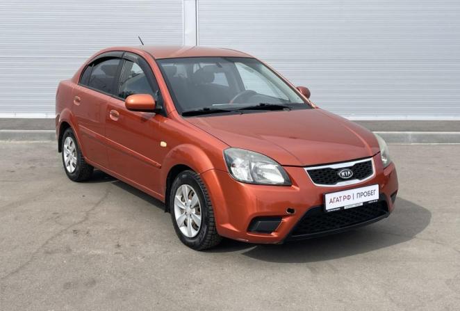 Kia Rio II Рестайлинг с пробегом 2010 года, цена 310 000 рублей, 215631 км, седан, Автокод Объявления