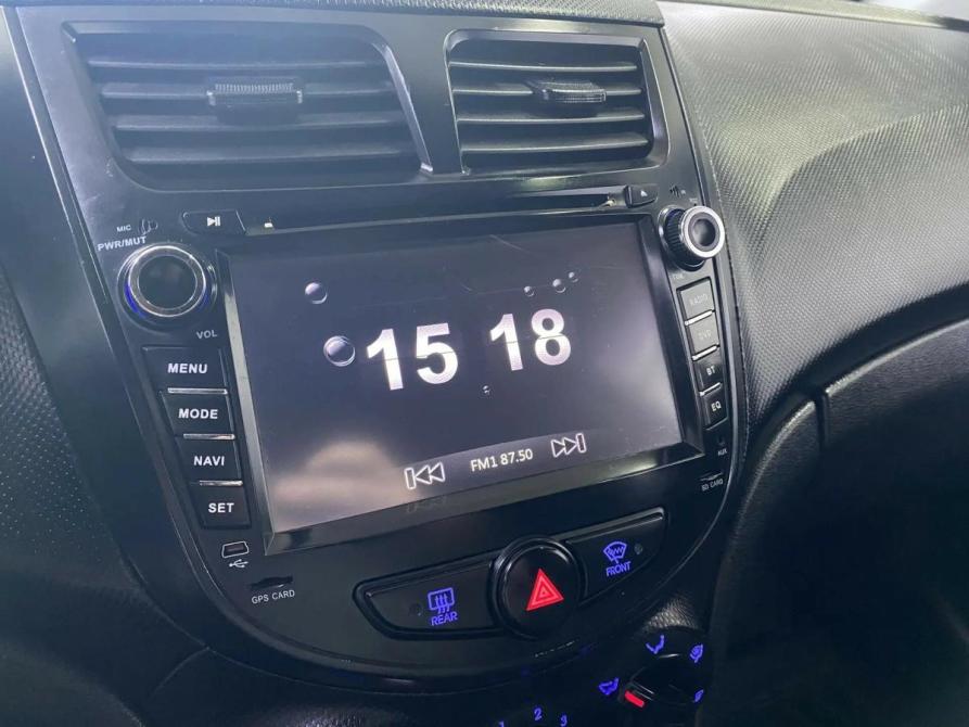 Hyundai Solaris I Рестайлинг Набережные Челны  - изображение 12
