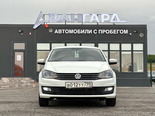 Volkswagen Polo V Рестайлинг с пробегом 2016 года, цена 1 080 000 рублей, 88000 км, седан, Автокод Объявления