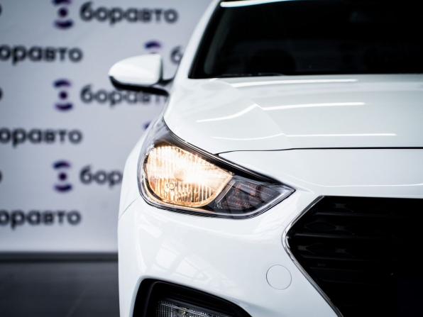 Hyundai Solaris II с пробегом 2017 года, цена 1 200 000 рублей, 148347 км, седан, Автокод Объявления