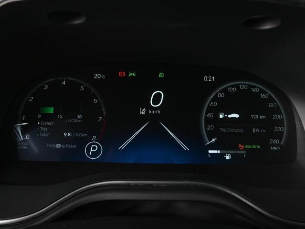 Toyota Avalon V с пробегом 2022 года, цена 3 349 000 рублей, 124899 км, седан, Автокод Объявления