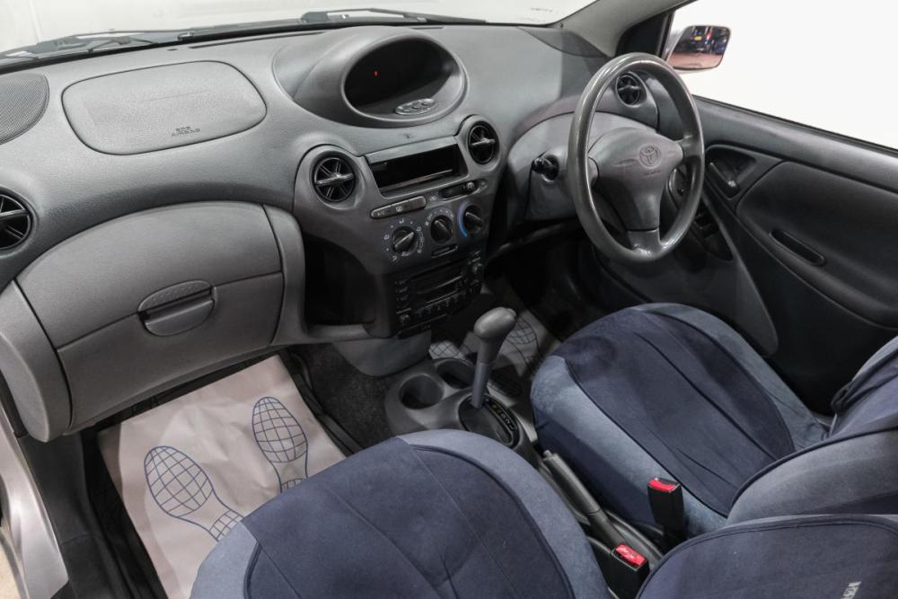 Toyota Vitz I (P10) Новокузнецк  - изображение 13