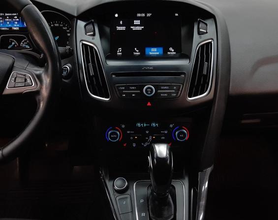 Ford Focus III Рестайлинг с пробегом 2017 года, цена 1 050 000 рублей, 158853 км, универсал, Автокод Объявления