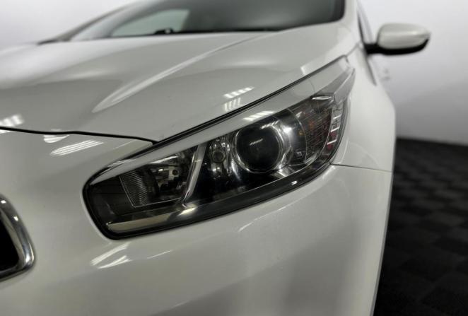 Kia Ceed II с пробегом 2014 года, цена 1 055 000 рублей, 228609 км, хэтчбек, Автокод Объявления