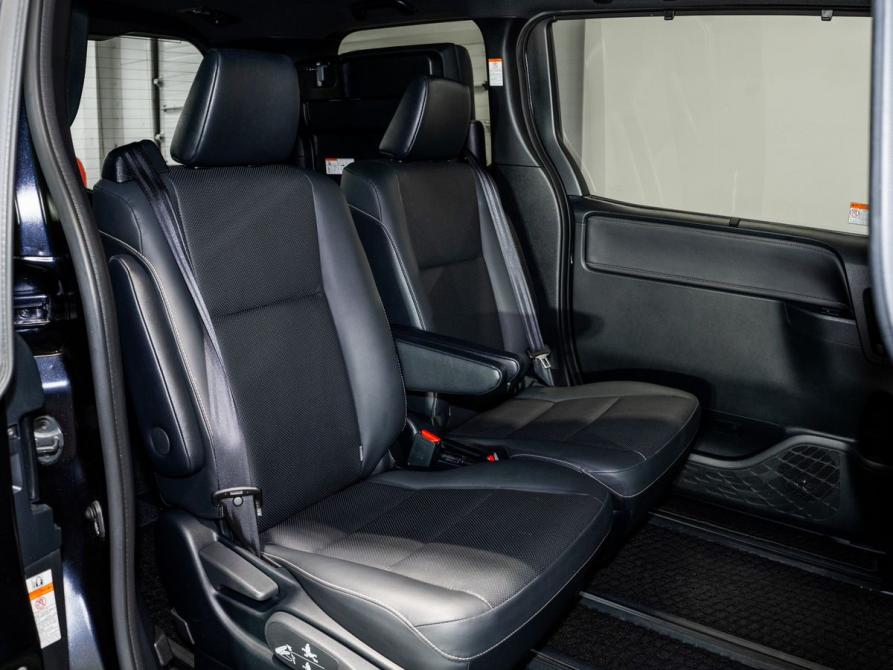 Toyota Esquire I Рестайлинг Чита  - изображение 6
