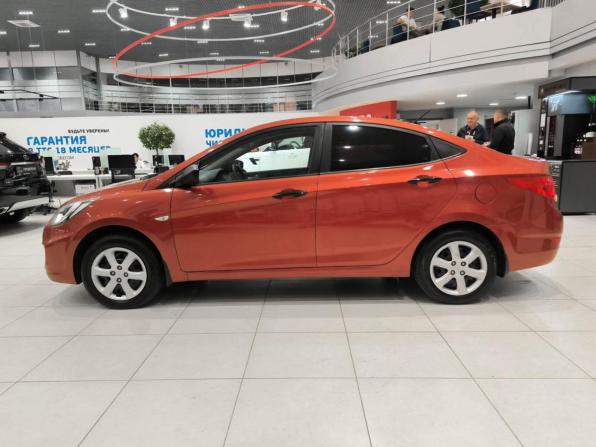 Hyundai Solaris I с пробегом 2013 года, цена 550 000 рублей, 266177 км, седан, Автокод Объявления
