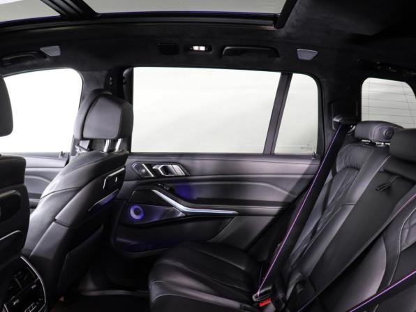 BMW X7 I (G07) Рестайлинг с пробегом 2022 года, цена 11 800 000 рублей, 80600 км, внедорожник, Автокод Объявления
