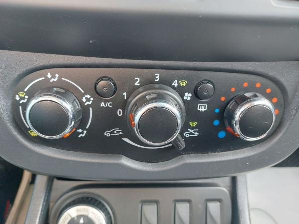Renault Duster I Рестайлинг с пробегом 2015 года, цена 1 210 000 рублей, 145621 км, внедорожник, Автокод Объявления
