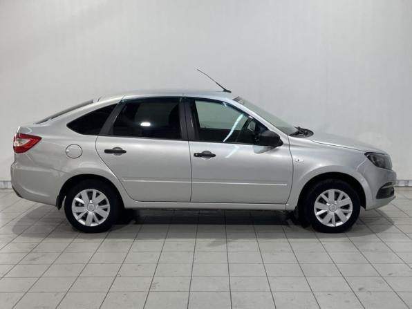 Lada (ВАЗ) Granta I Рестайлинг с пробегом 2019 года, цена 630 000 рублей, 54967 км, хэтчбек, Автокод Объявления