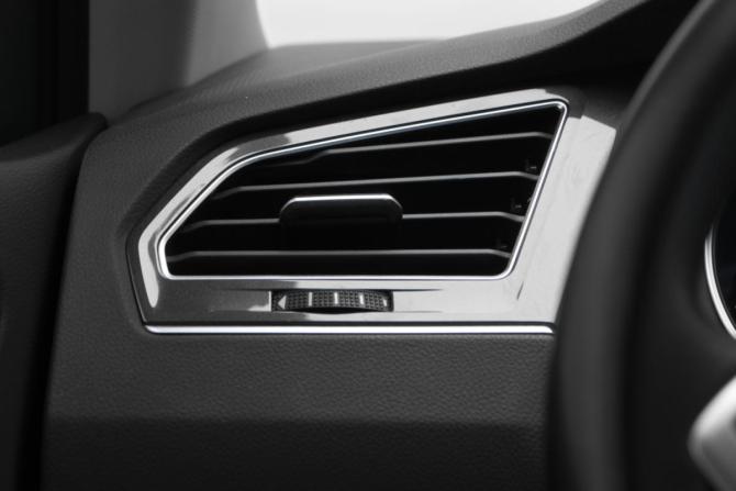 Volkswagen Tiguan II Рестайлинг с пробегом 2020 года, цена 2 449 000 рублей, 55178 км, внедорожник, Автокод Объявления