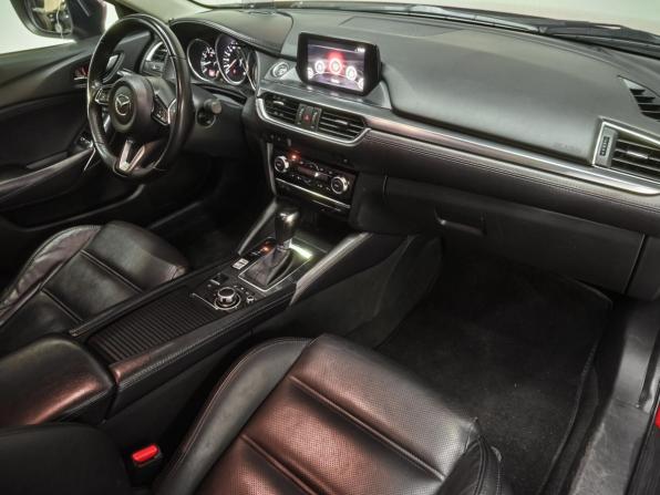 Mazda 6 III (GJ) Рестайлинг с пробегом 2017 года, цена 1 829 000 рублей, 165555 км, седан, Автокод Объявления