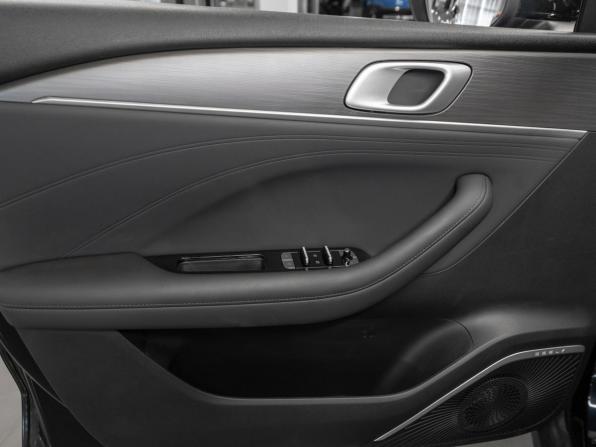 Geely Galaxy Starshine 6 с пробегом 2025 года, цена 2 690 000 рублей, 25 км, седан, Автокод Объявления