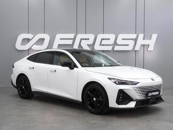 Changan UNI-V I с пробегом 2023 года, цена 2 099 000 рублей, 63373 км, лифтбек, Автокод Объявления