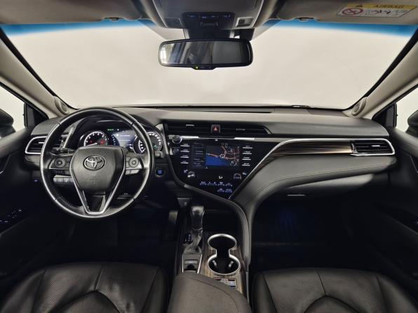 Toyota Camry VIII (XV70) с пробегом 2018 года, цена 2 515 000 рублей, 98698 км, седан, Автокод Объявления