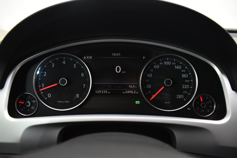Volkswagen Touareg II Рестайлинг Москва  - изображение 6