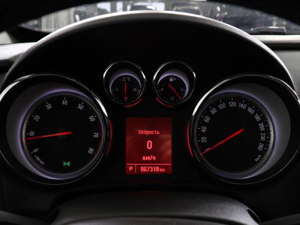 Opel Astra J Рестайлинг с пробегом 2014 года, цена 1 100 000 рублей, 67315 км, хэтчбек, Автокод Объявления