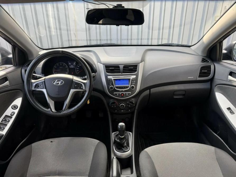 Hyundai Solaris I Ростов-на-Дону  - изображение 12