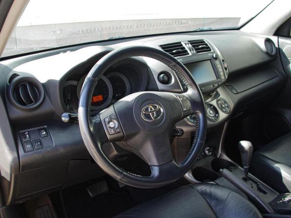 Toyota RAV4 III (XA30) Рестайлинг с пробегом 2012 года, цена 1 699 999 рублей, 194000 км, внедорожник, Автокод Объявления