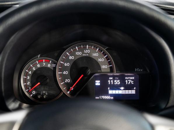 Toyota Vitz III (XP130) Рестайлинг с пробегом 2015 года, цена 749 500 рублей, 179996 км, хэтчбек, Автокод Объявления