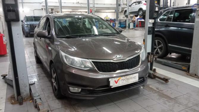 Kia Rio III Рестайлинг с пробегом 2017 года, цена 1 045 000 рублей, 73270 км, седан, Автокод Объявления