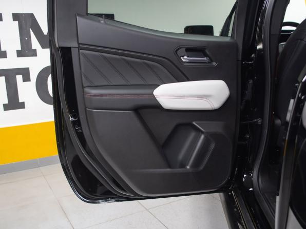 GMC Canyon III с пробегом 2026 года, цена 9 499 000 рублей, 33 км, offers.body_type.unknown, Автокод Объявления