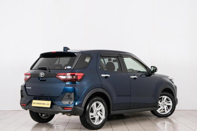 Toyota Raize I с пробегом 2020 года, цена 1 699 000 рублей, 66000 км, внедорожник, Автокод Объявления