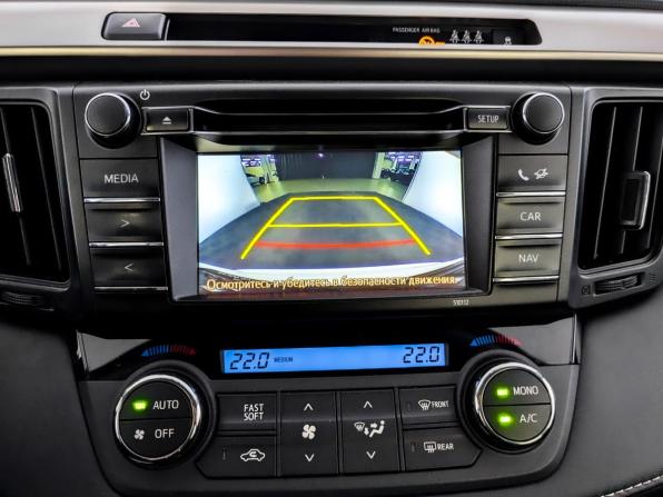 Toyota RAV4 IV (XA40) Рестайлинг с пробегом 2015 года, цена 2 250 000 рублей, 111772 км, внедорожник, Автокод Объявления