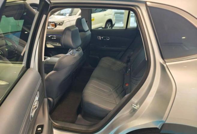 Новый Geely EX5 EM-i 2026 года, цена 3 969 990 рублей, внедорожник, Автокод Объявления