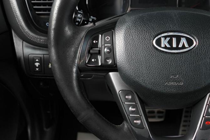 Kia Optima III с пробегом 2011 года, цена 1 019 000 рублей, 478000 км, седан, Автокод Объявления