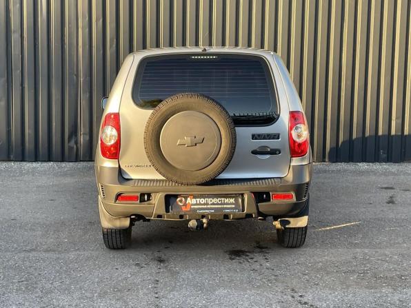 Chevrolet Niva I Рестайлинг с пробегом 2016 года, цена 705 000 рублей, 40208 км, внедорожник, Автокод Объявления