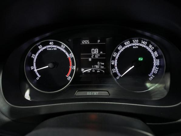 Skoda Rapid I Рестайлинг с пробегом 2019 года, цена 1 421 000 рублей, 117000 км, лифтбек, Автокод Объявления