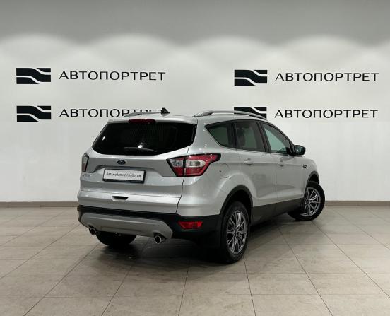 Ford Kuga II Рестайлинг с пробегом 2018 года, цена 1 599 000 рублей, 133650 км, внедорожник, Автокод Объявления