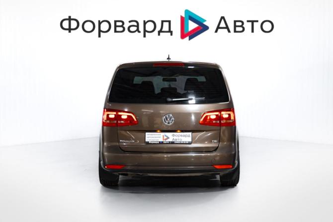 Volkswagen Touran I Рестайлинг 2 с пробегом 2012 года, цена 1 149 000 рублей, 104396 км, компактвэн, Автокод Объявления