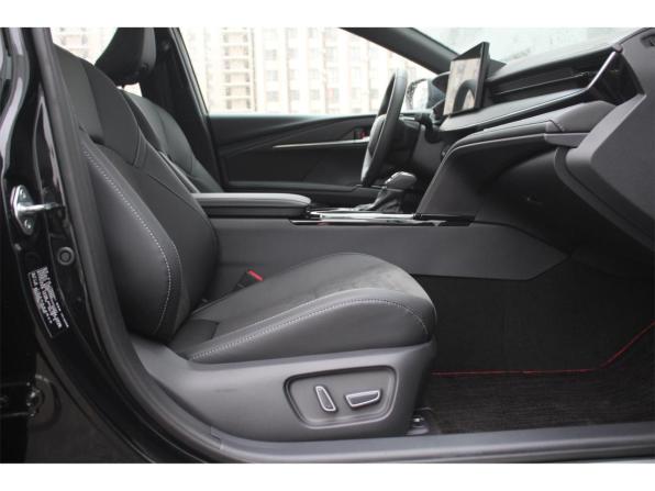 Toyota Camry IX (XV80) China Market с пробегом 2025 года, цена 4 750 000 рублей, 26 км, седан, Автокод Объявления