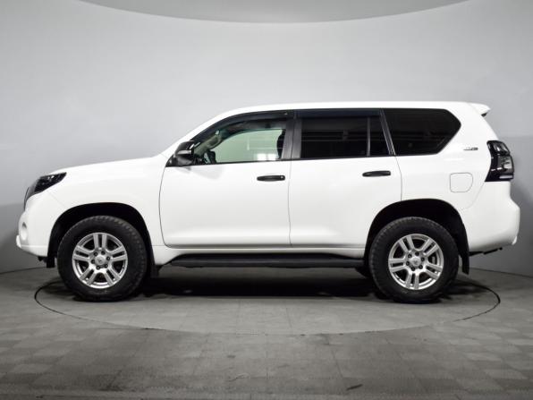 Toyota Land Cruiser Prado 150 Series Рестайлинг 1 с пробегом 2016 года, цена 2 663 000 рублей, 284536 км, внедорожник, Автокод Объявления