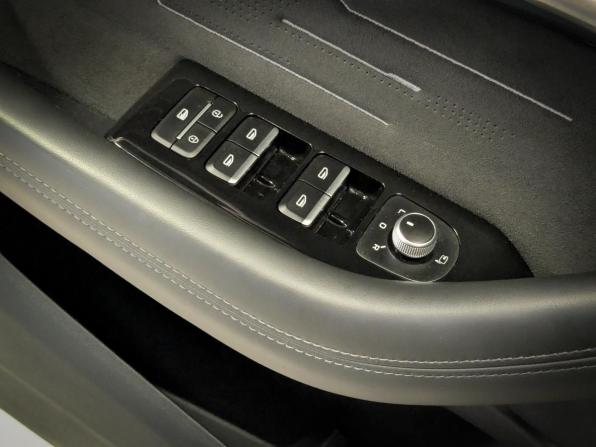 Geely Monjaro I Рестайлинг с пробегом 2024 года, цена 3 349 500 рублей, 57000 км, внедорожник, Автокод Объявления