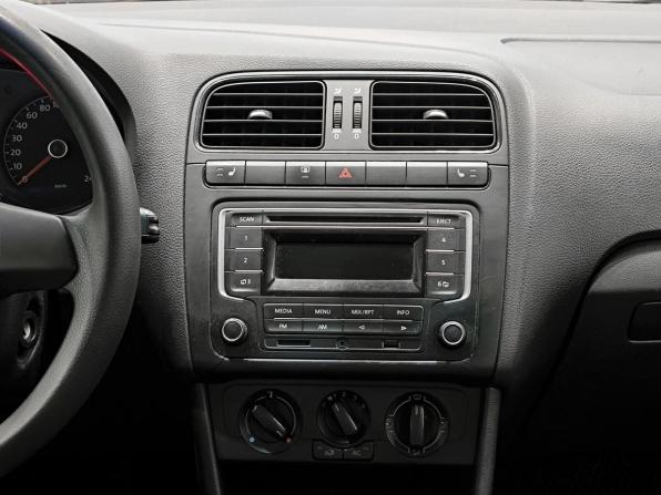 Volkswagen Polo V с пробегом 2014 года, цена 699 000 рублей, 146050 км, седан, Автокод Объявления