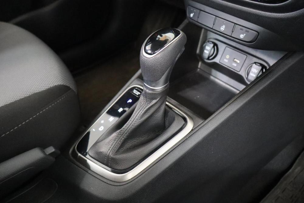 Hyundai Solaris II Санкт-Петербург  - изображение 10