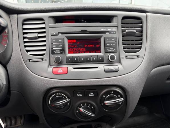 Kia Rio II Рестайлинг с пробегом 2011 года, цена 495 000 рублей, 160000 км, хэтчбек, Автокод Объявления
