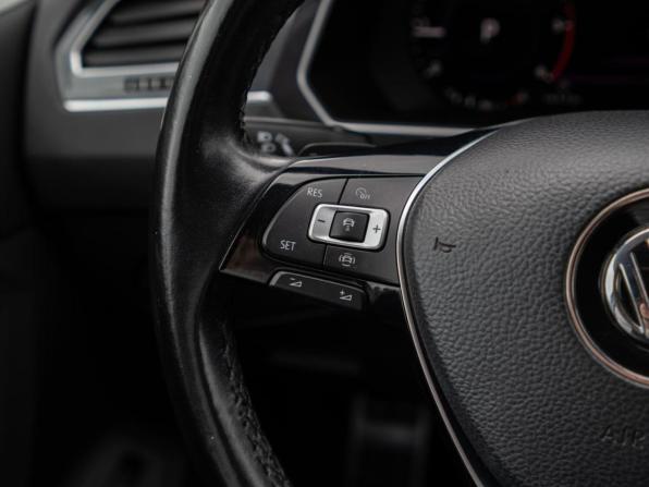 Volkswagen Tiguan II с пробегом 2018 года, цена 2 849 000 рублей, 106526 км, внедорожник, Автокод Объявления