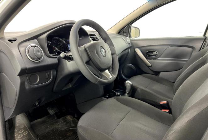 Renault Logan II с пробегом 2015 года, цена 545 000 рублей, 185000 км, седан, Автокод Объявления