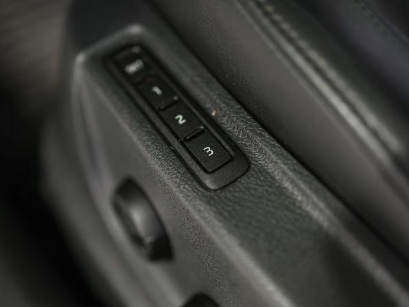 Skoda Octavia III (A7) Рестайлинг с пробегом 2019 года, цена 2 360 000 рублей, 155558 км, лифтбек, Автокод Объявления