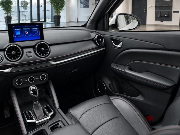 Dongfeng Fengon 500 с пробегом 2024 года, цена 1 540 000 рублей, 26832 км, внедорожник, Автокод Объявления