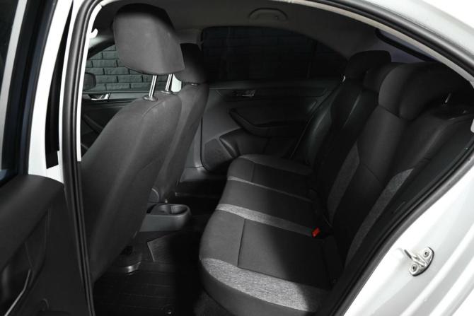 Skoda Rapid II с пробегом 2020 года, цена 1 645 000 рублей, 91235 км, лифтбек, Автокод Объявления